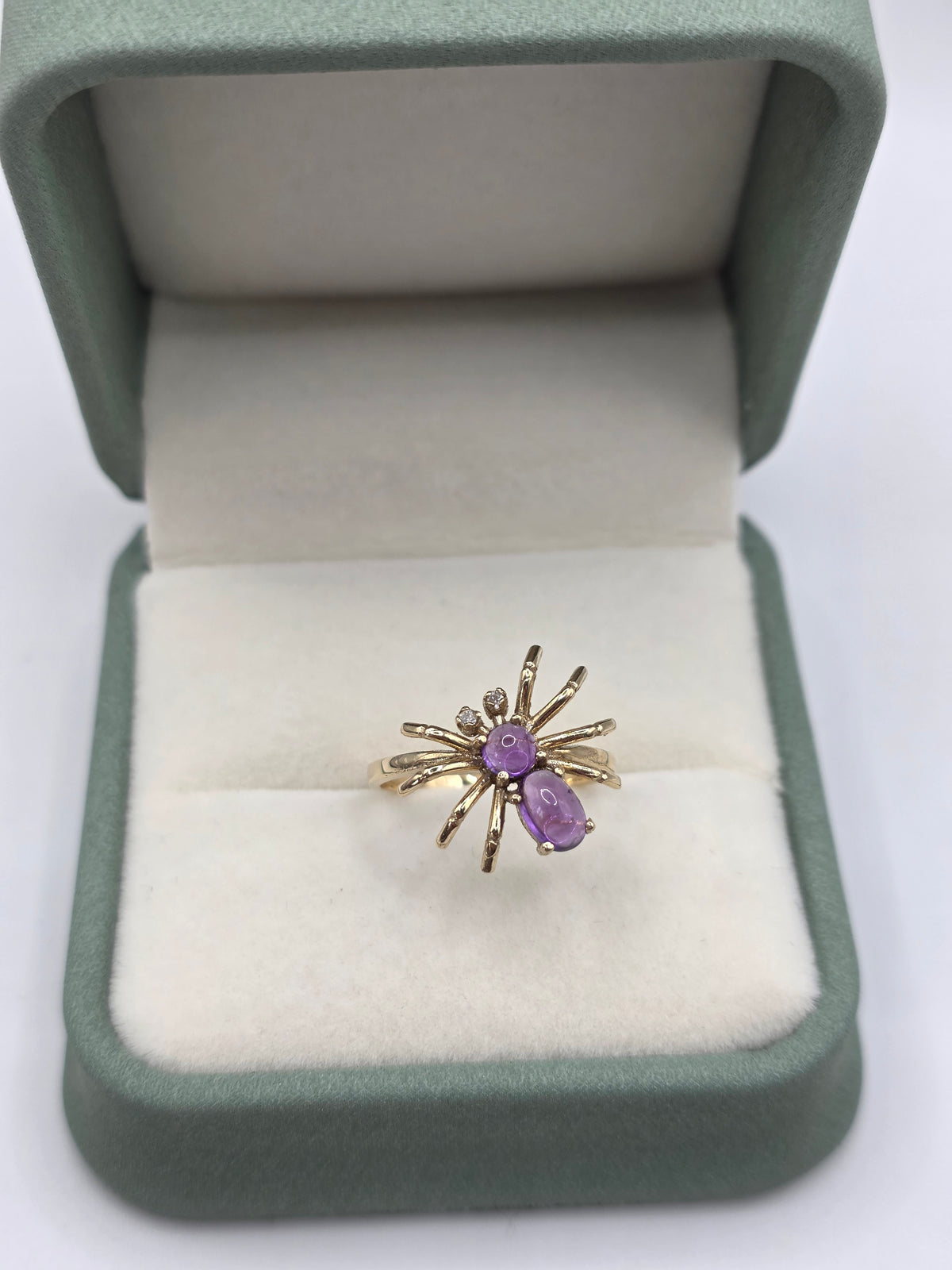 9ct gold cabachon amethyst and diamond spider ring