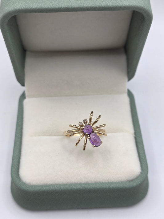 9ct gold cabachon amethyst and diamond spider ring