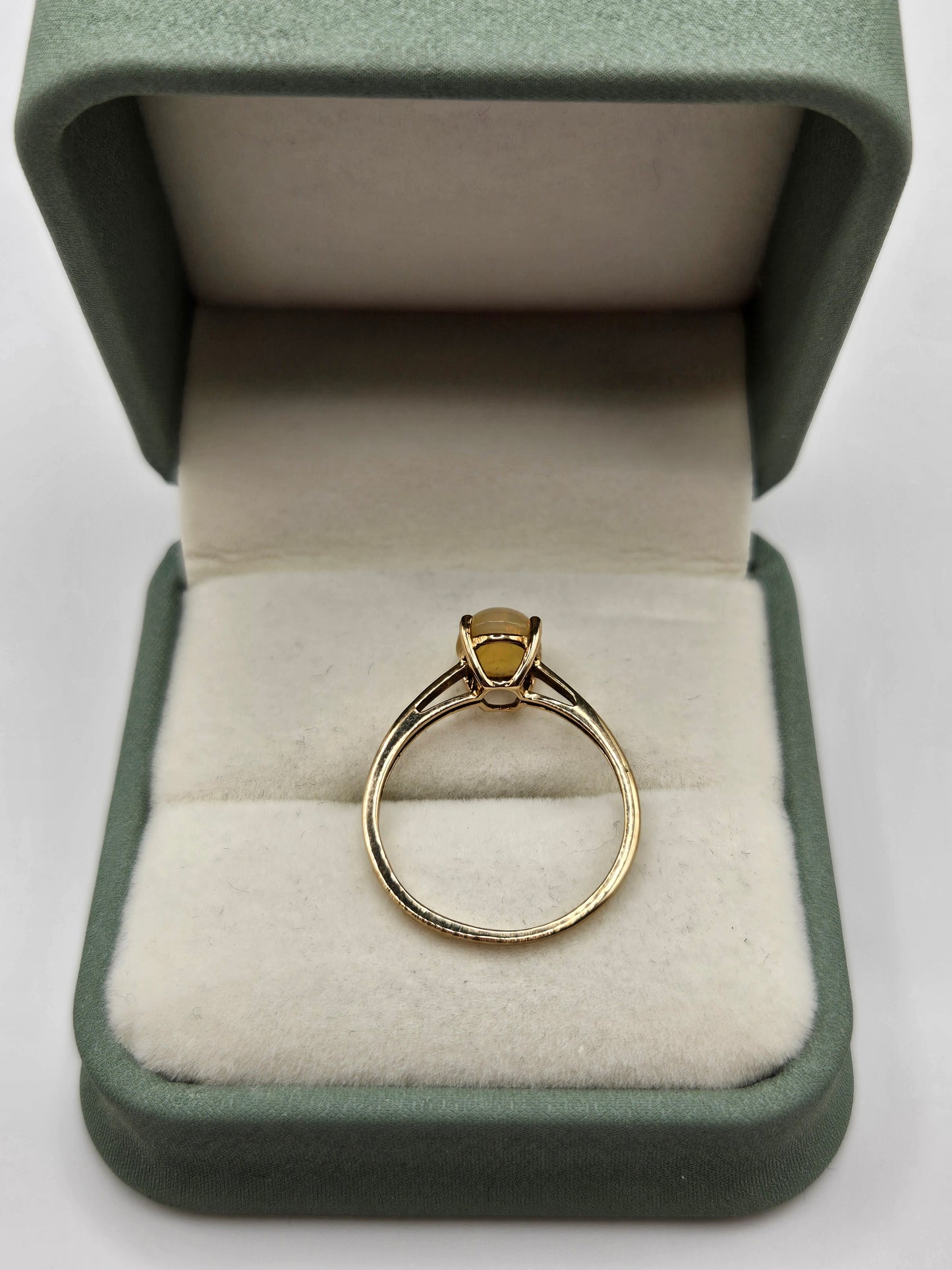 9ct gold opal ring