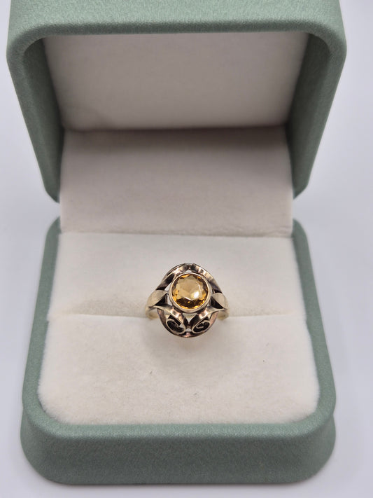 9ct gold citrine ring