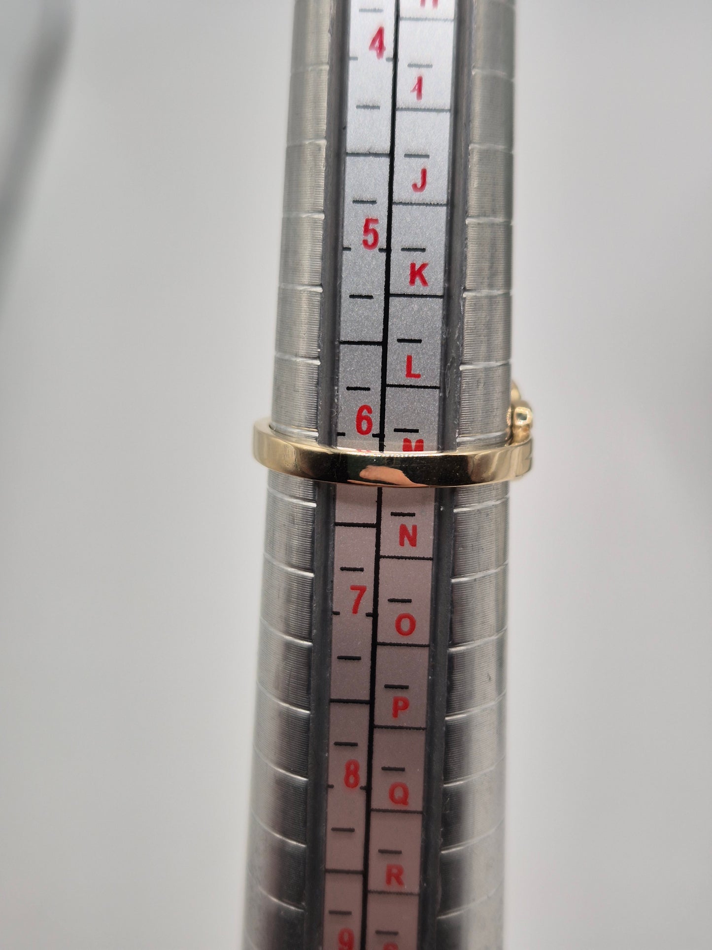 9ct gold eye of horous ring