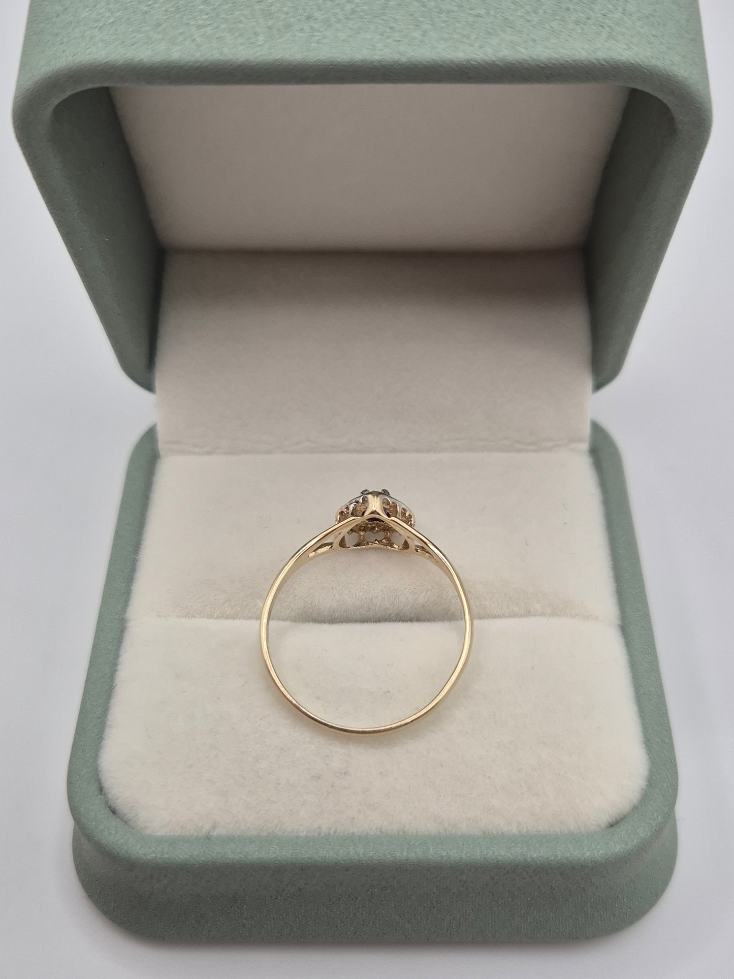 9ct gold amethyst heart ring