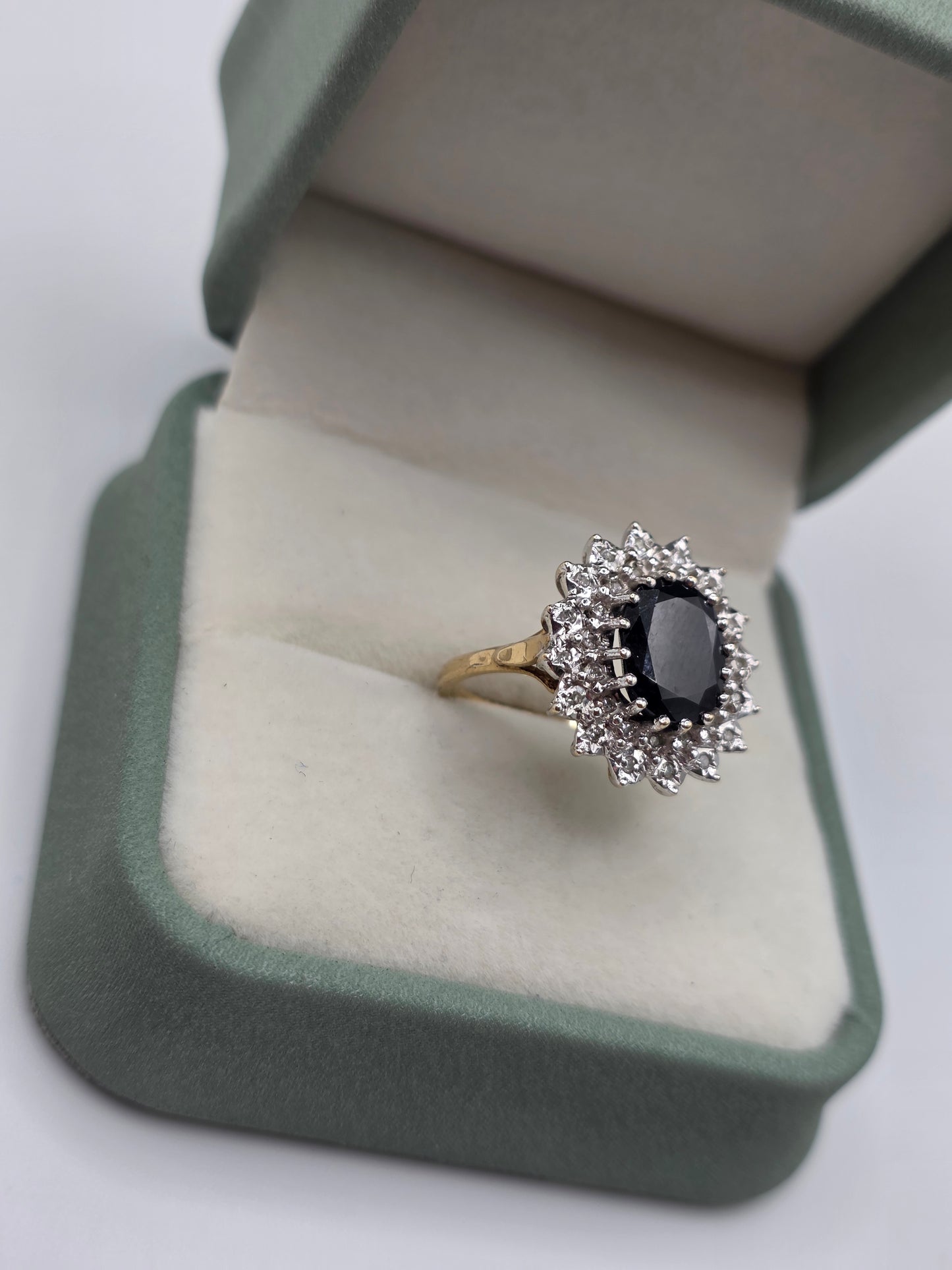 9ct gold sapphire and diamond ring