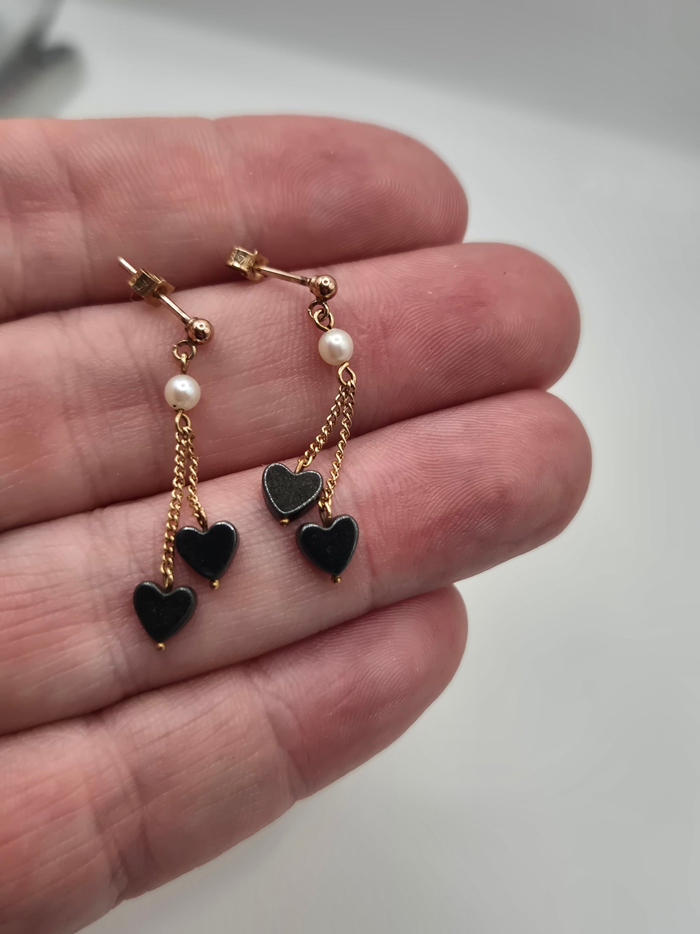 9ct gold onyx and pearl earrings