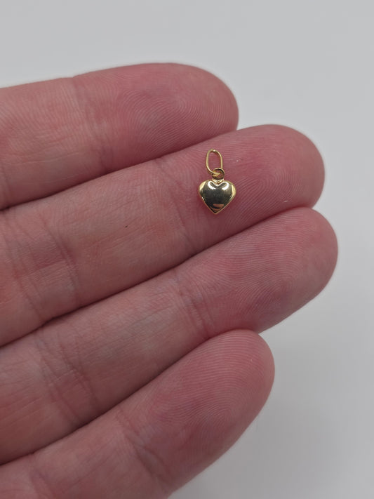 9ct gold heart charm