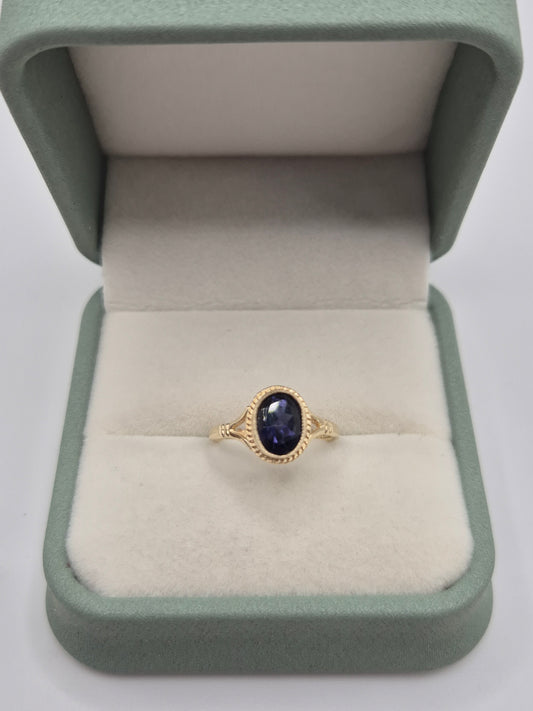 9ct gold sapphire ring