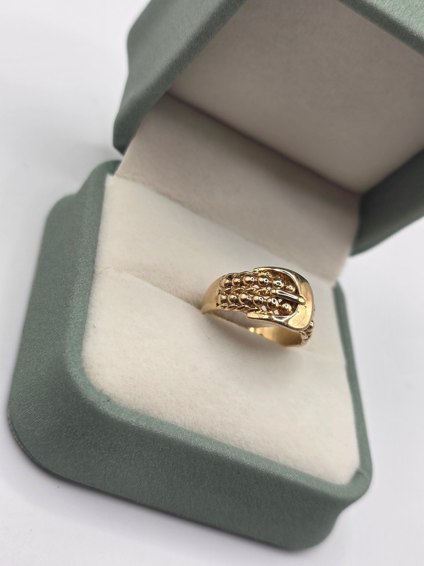 9ct gold buckle ring