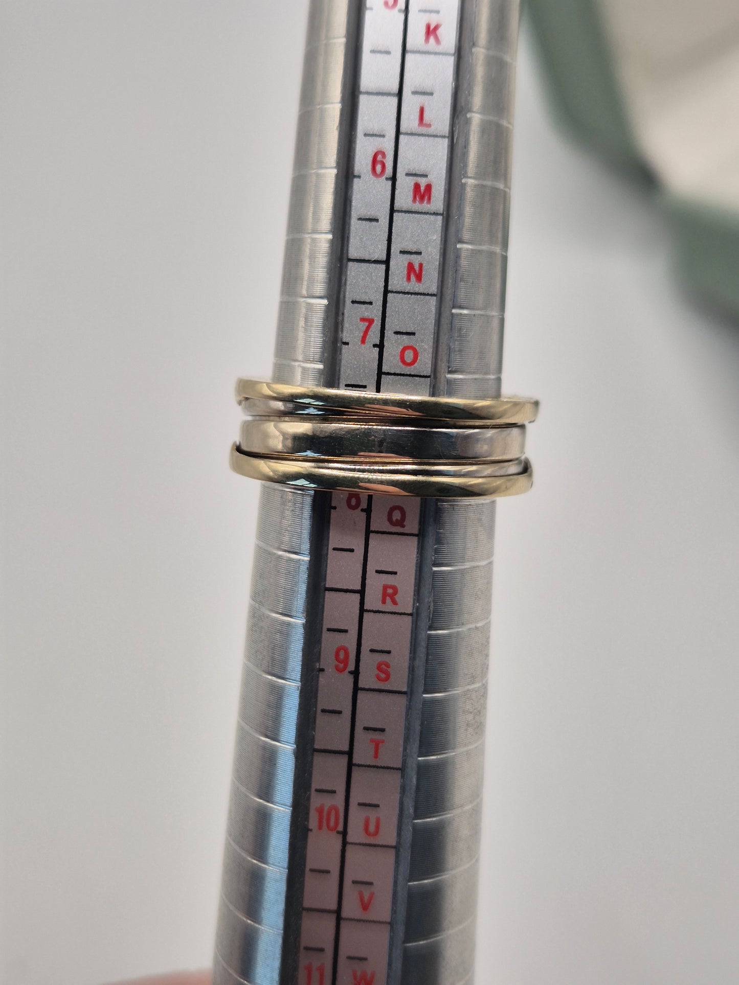 Heavy 14ct gold ring