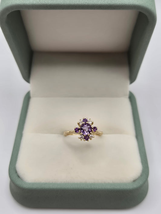9ct gold amethyst and diamond ring