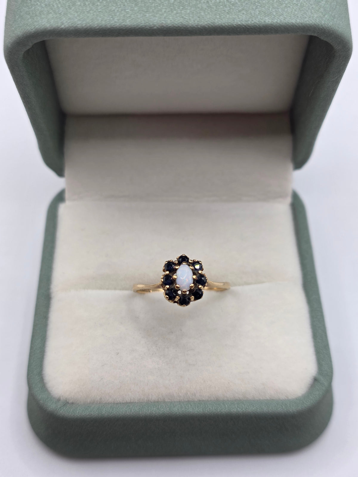 9ct gold opal and sapphire ring