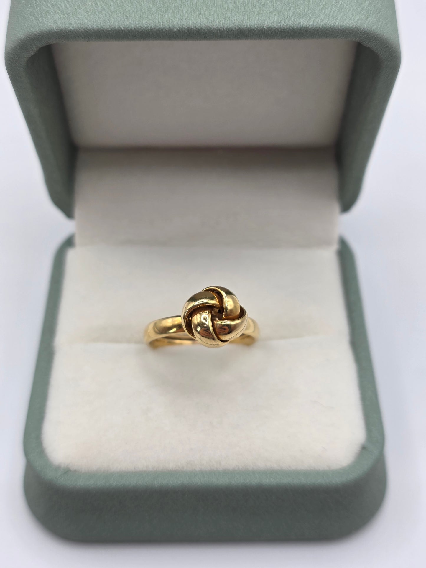 9ct gold knot ring