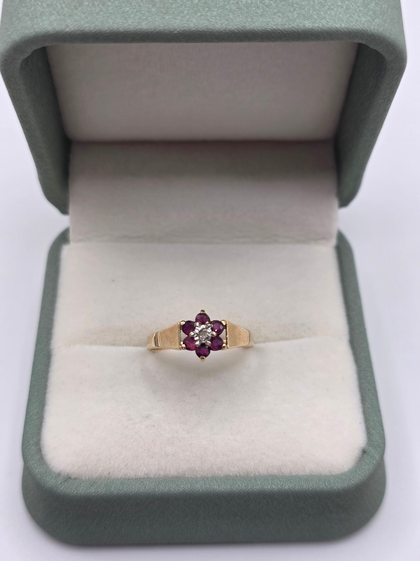 9ct gold ruby and diamond ring