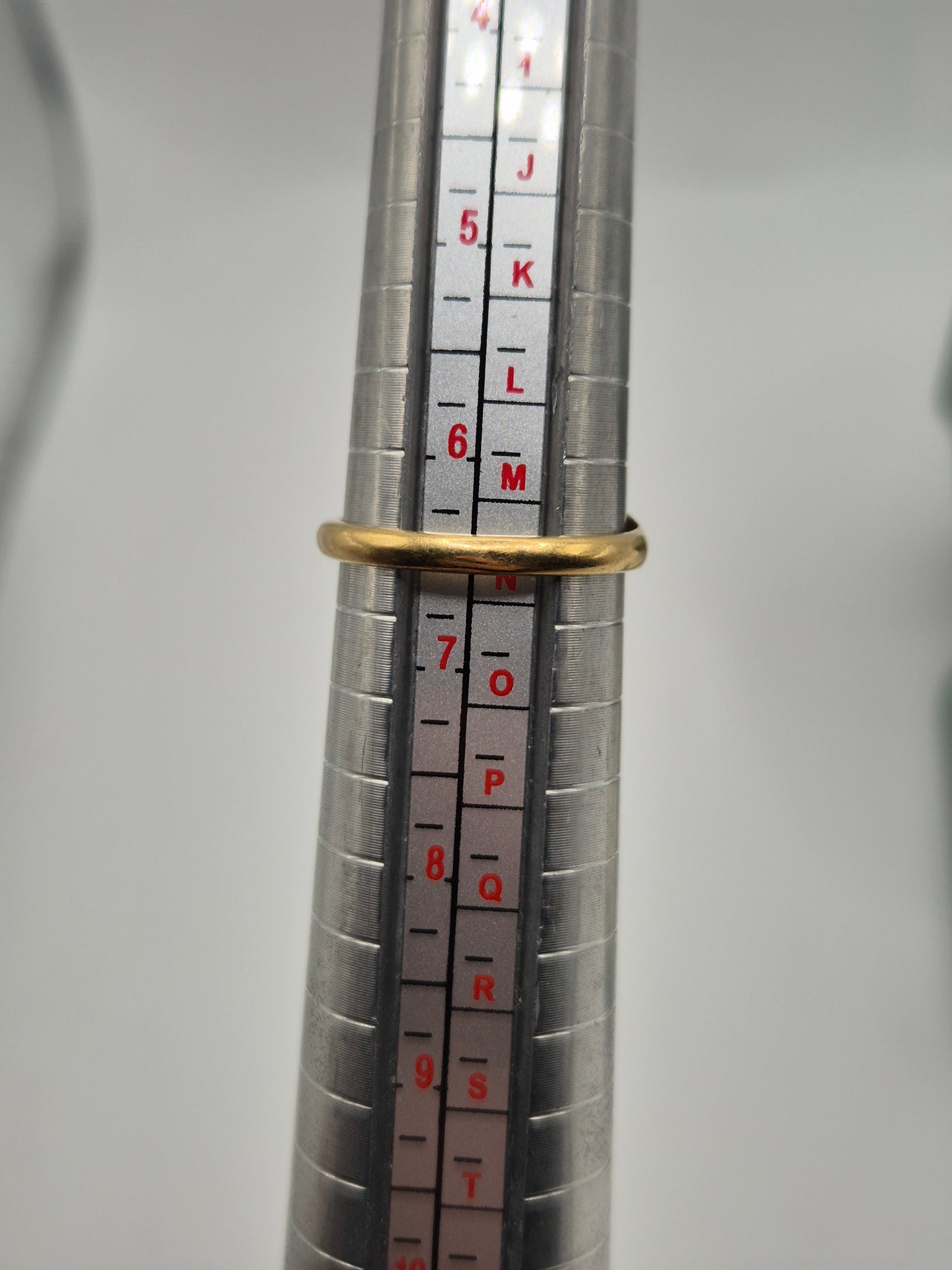 Antique 18ct gold ruby and diamond ring