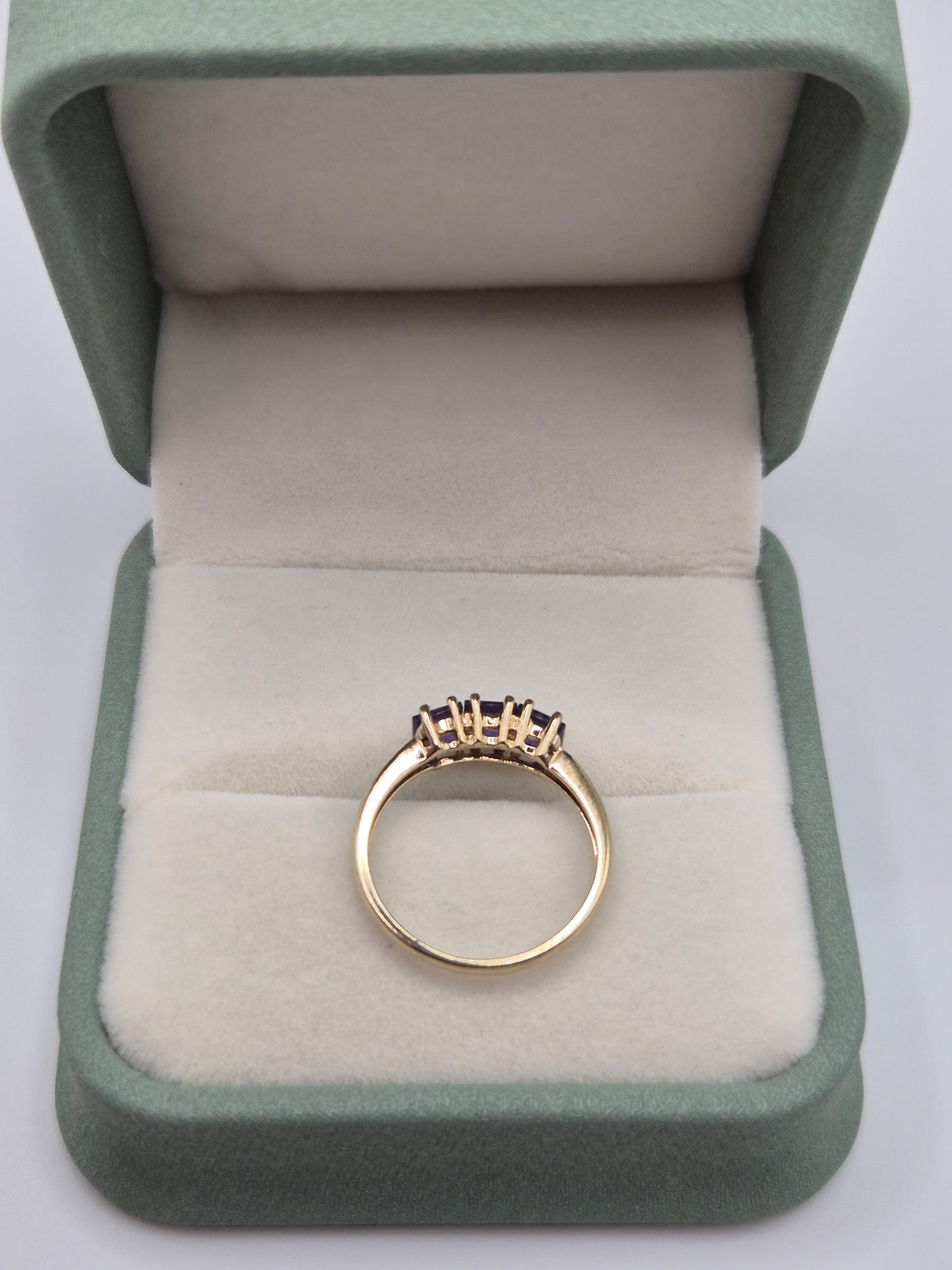 9ct gold amethyst ring