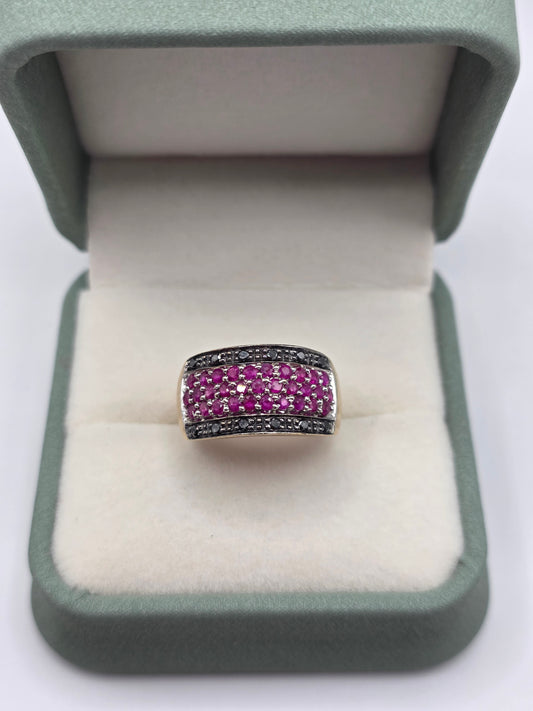 9ct gold ruby and diamond ring