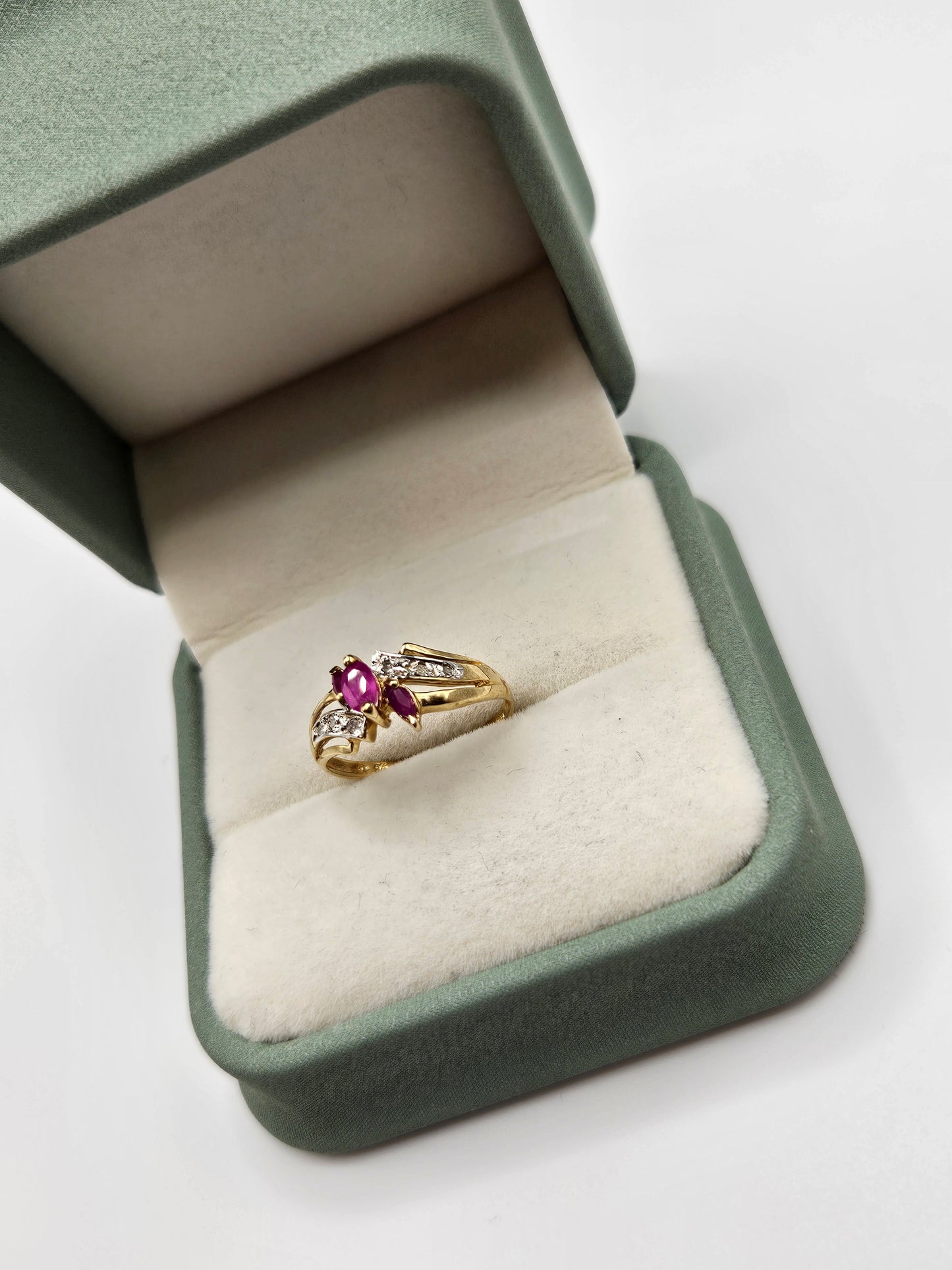 9ct gold ruby and diamond ring