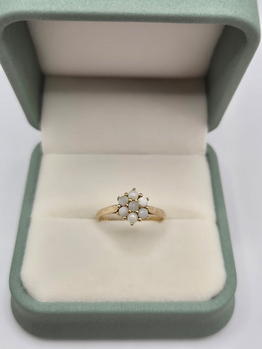 9ct gold opal ring