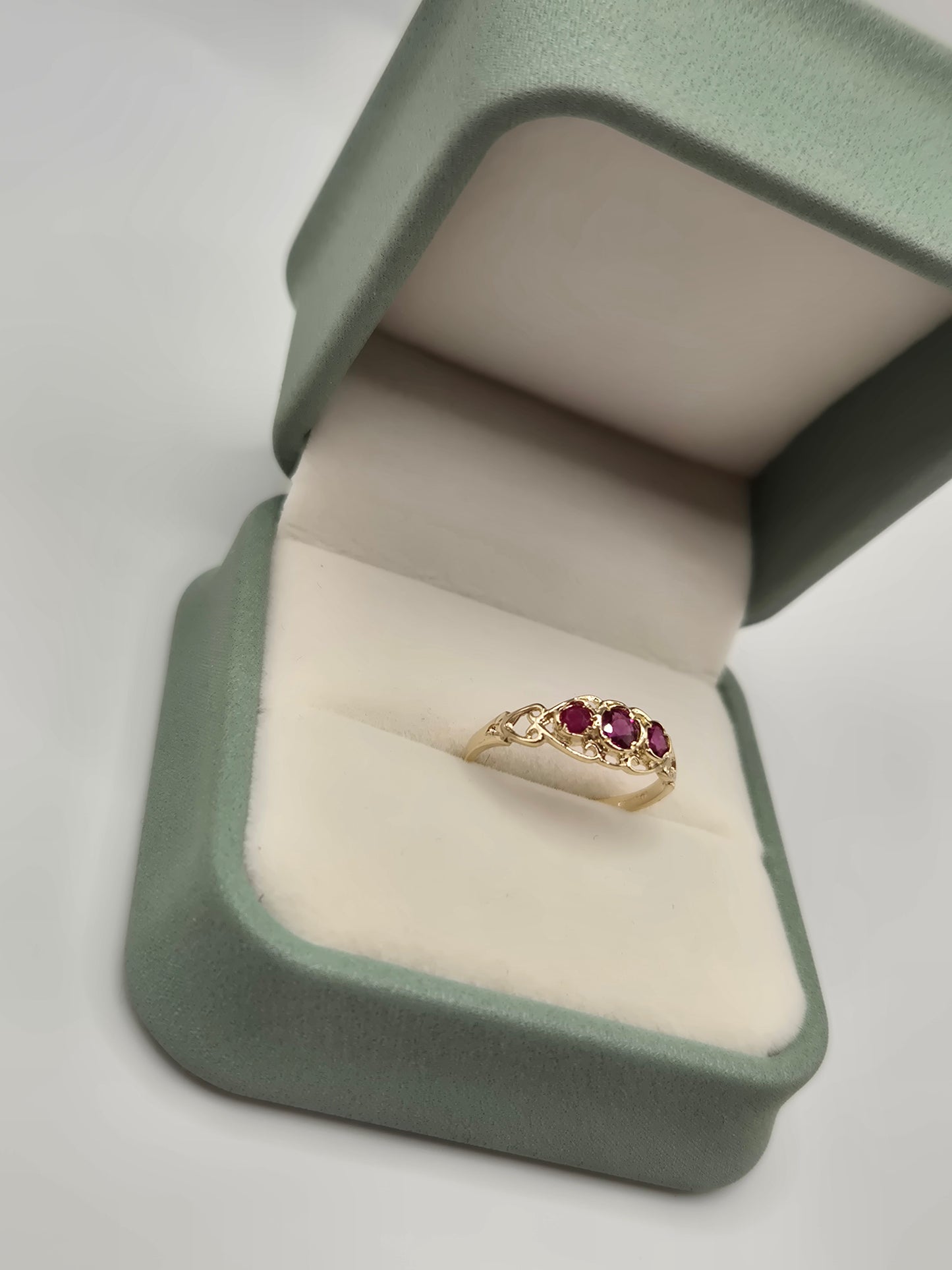 9ct gold ruby ring