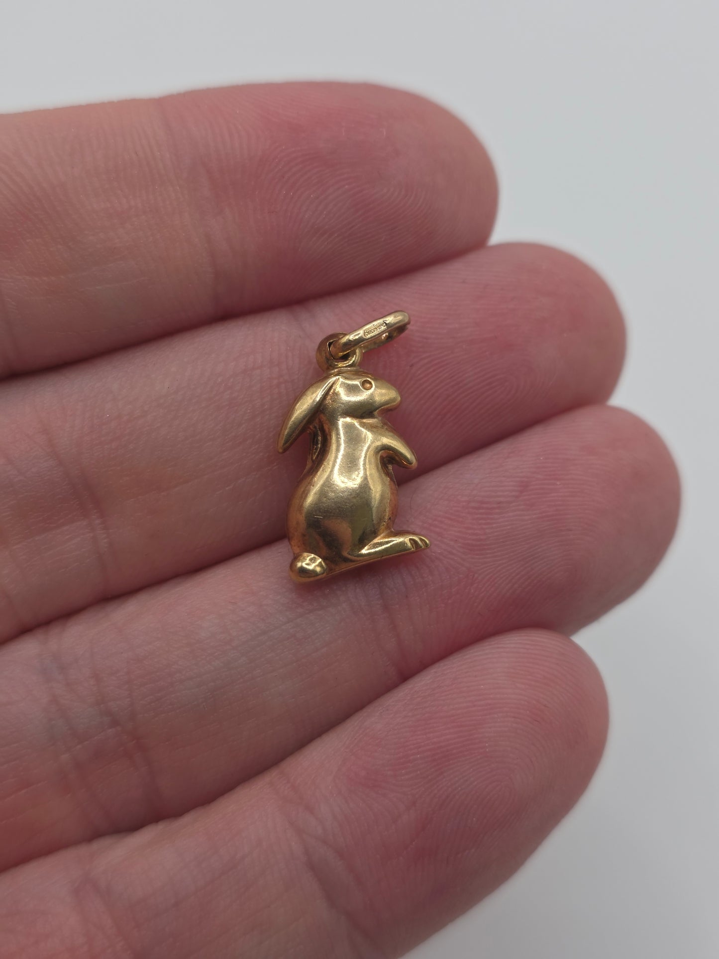 9ct gold rabbit charm
