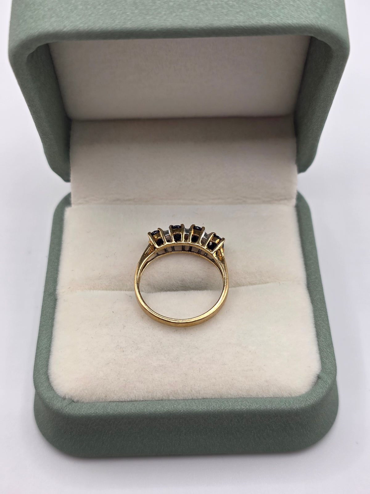 9ct gold sapphire and diamond ring