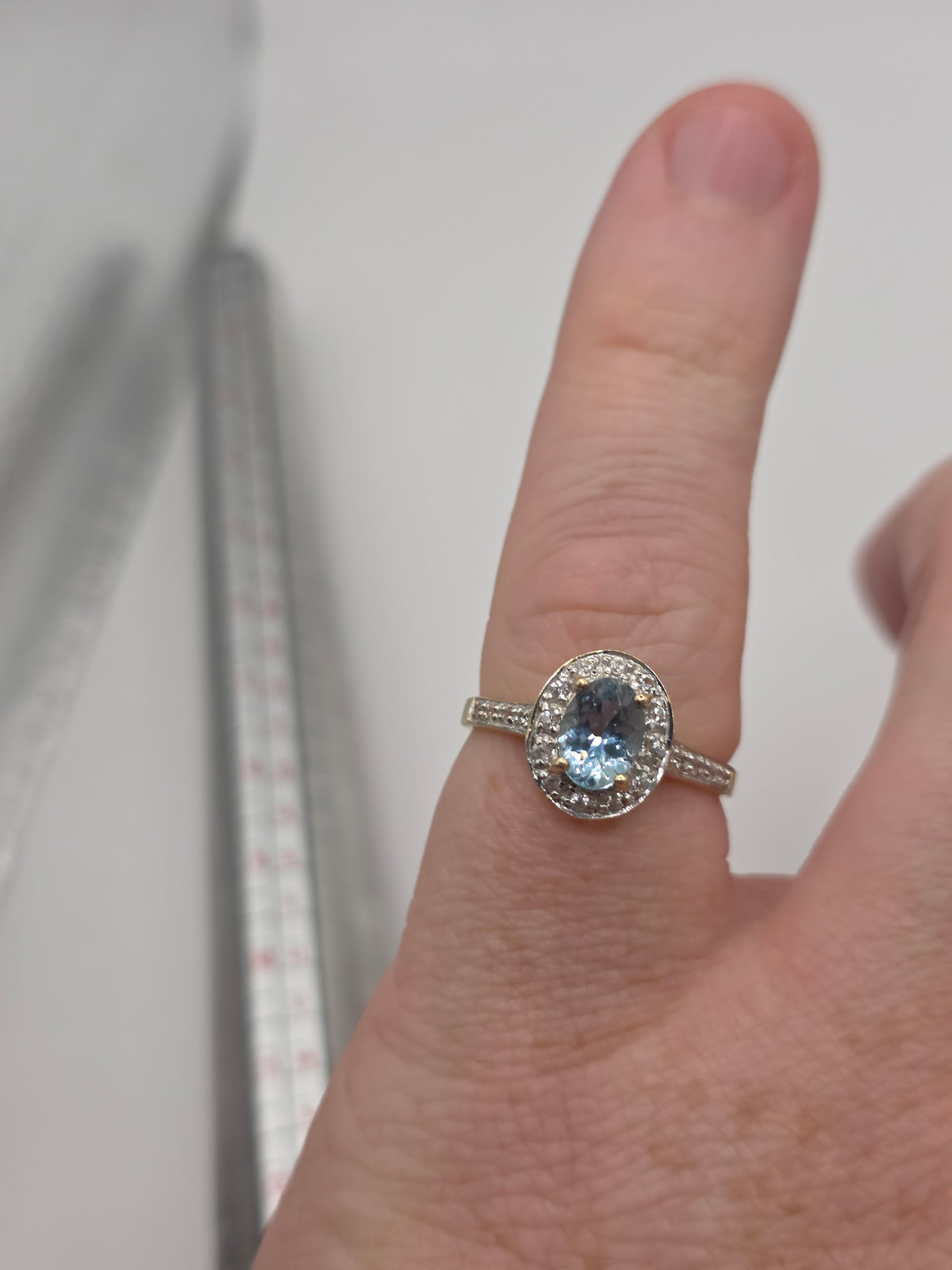 9ct gold aquamarine and white topaz ring