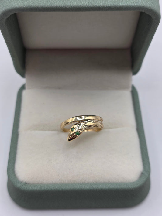9ct gold emerald snake ring