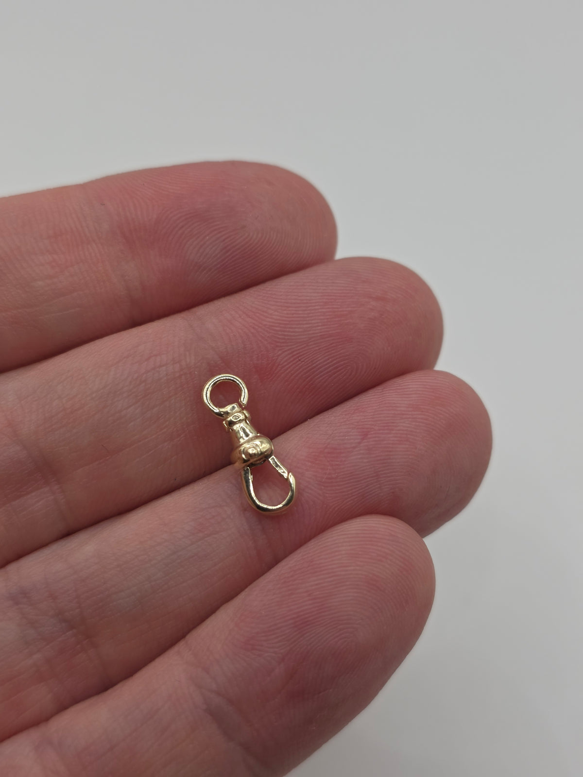 9ct gold 15mm swivel dog clip (8)
