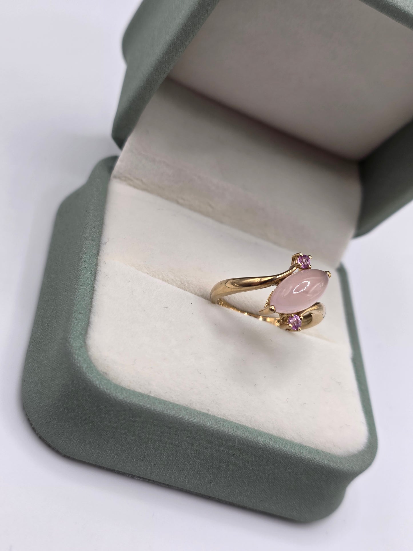 9ct gold rose quartz and pink sapphire ring