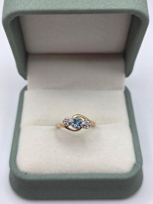 9ct gold topaz and diamond ring