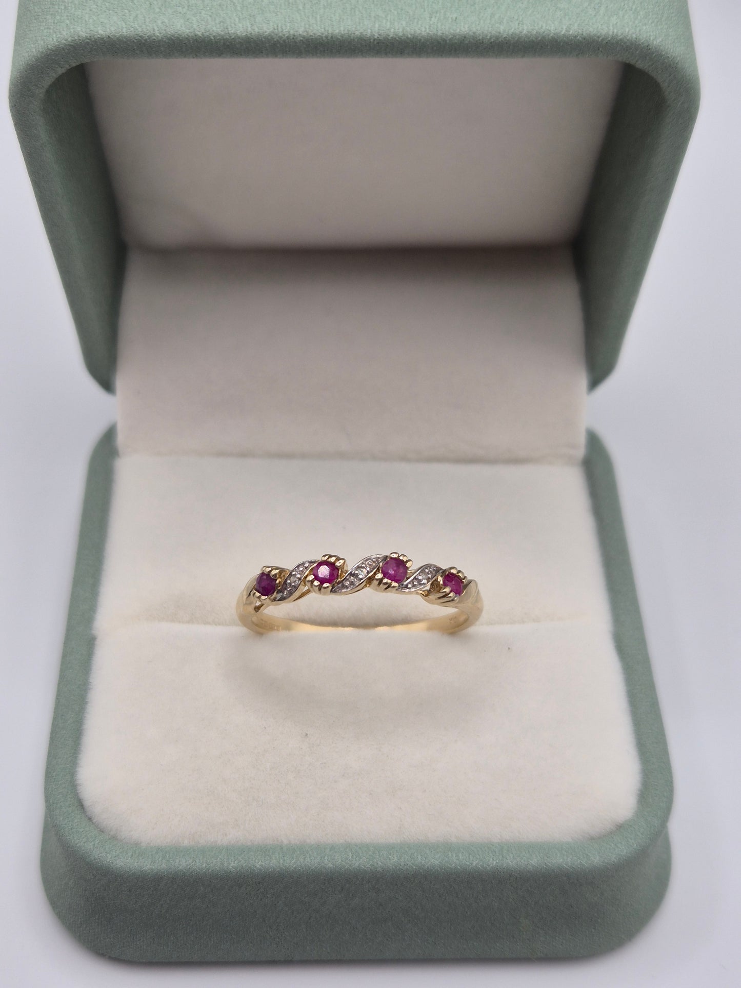 9ct gold ruby and diamond ring