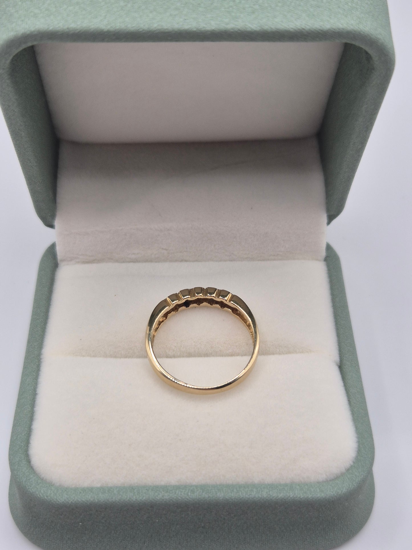 18ct gold diamond ring