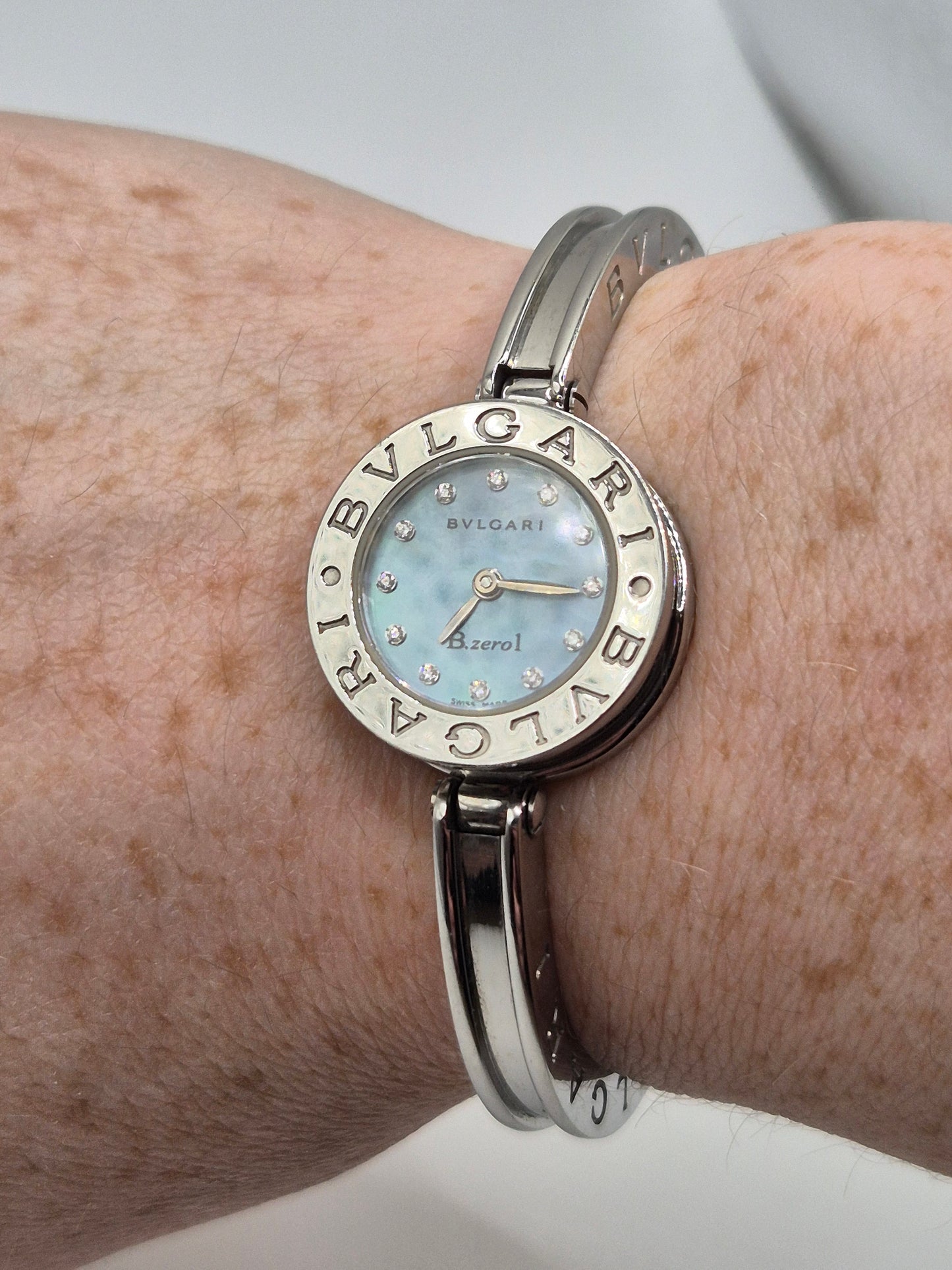 Bvlgari B.zero1 Bangle Watch Ref BZ 22 S Quartz