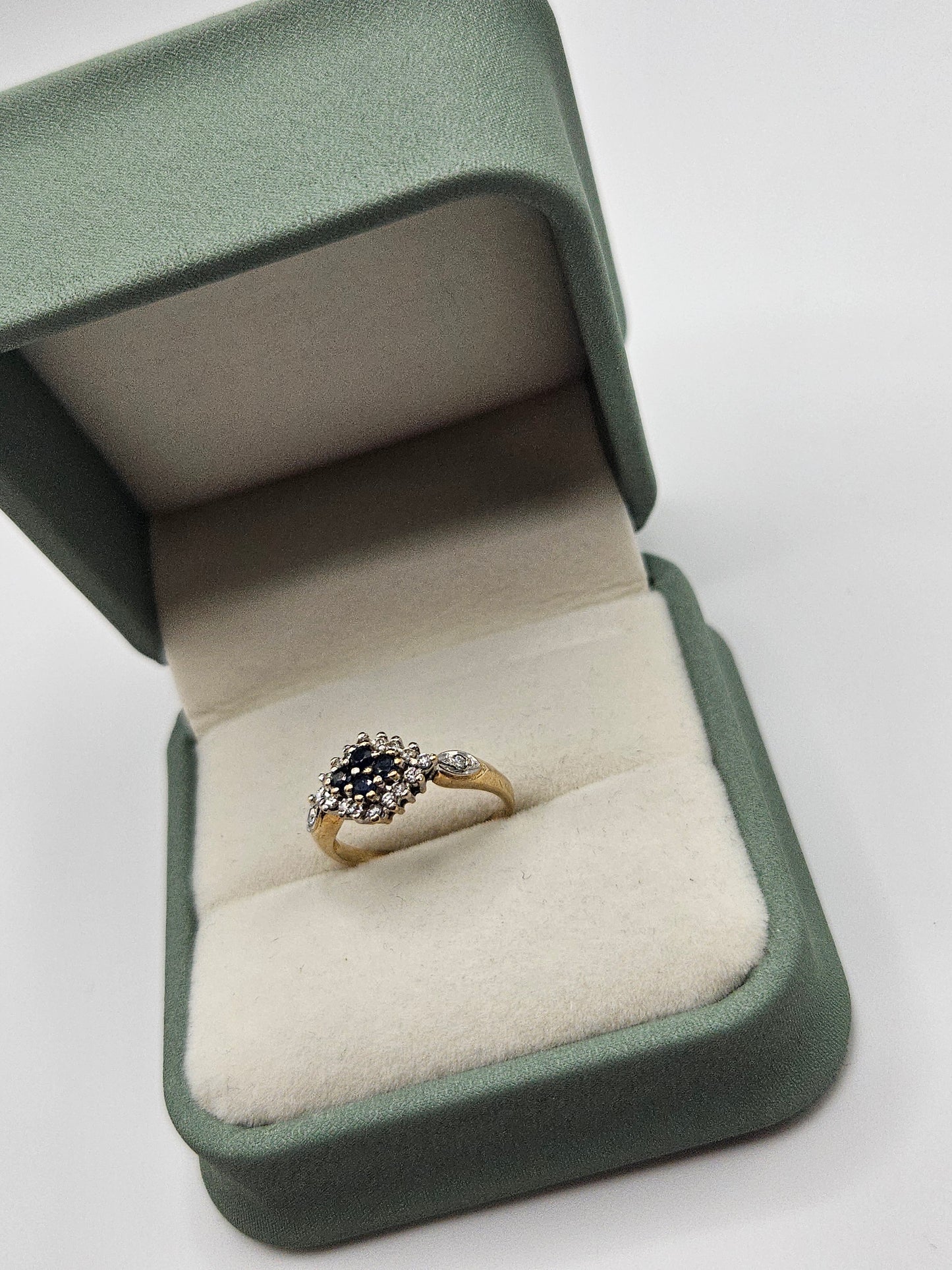 9ct gold sapphire and cz ring