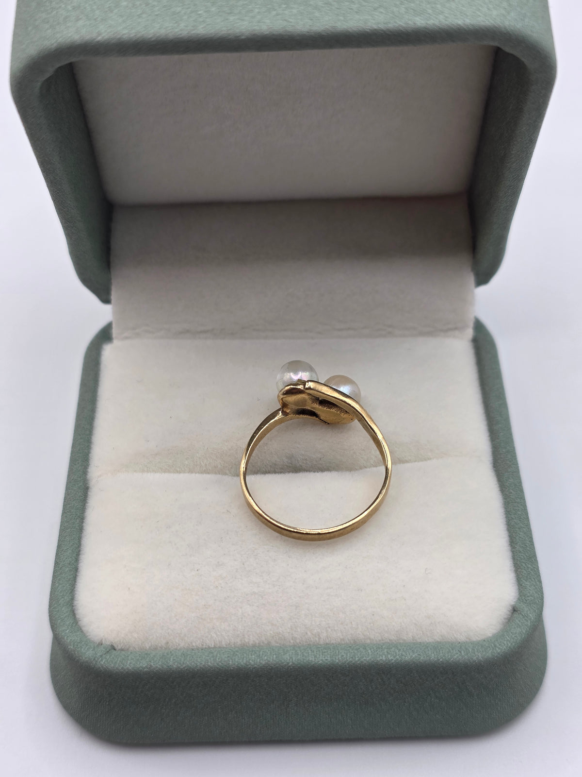 9ct gold pearl ring