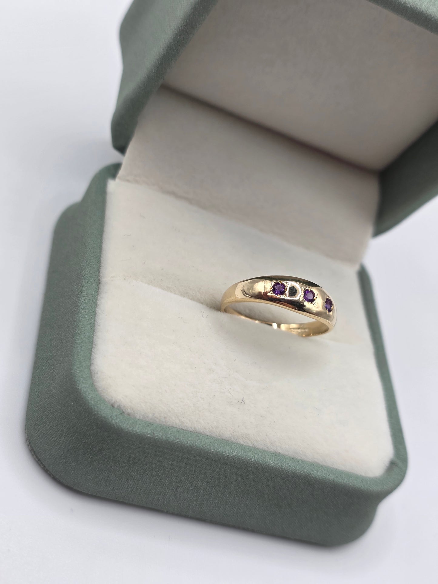 9ct gold amethyst gypsy ring