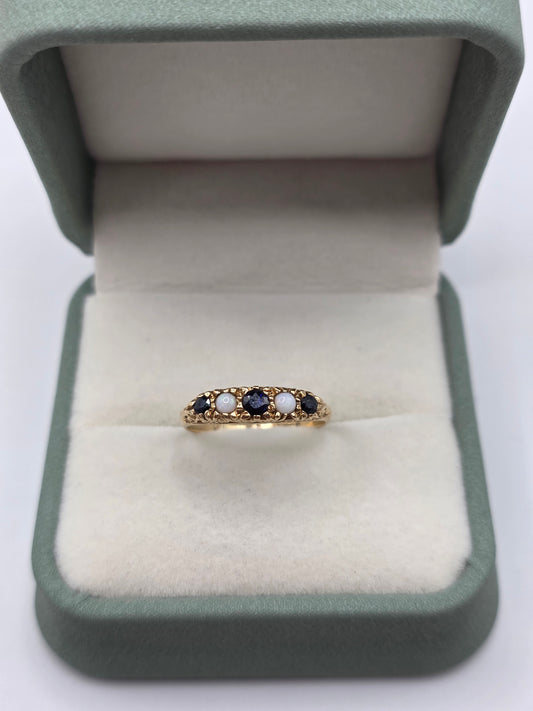 9ct gold sapphire and opal ring