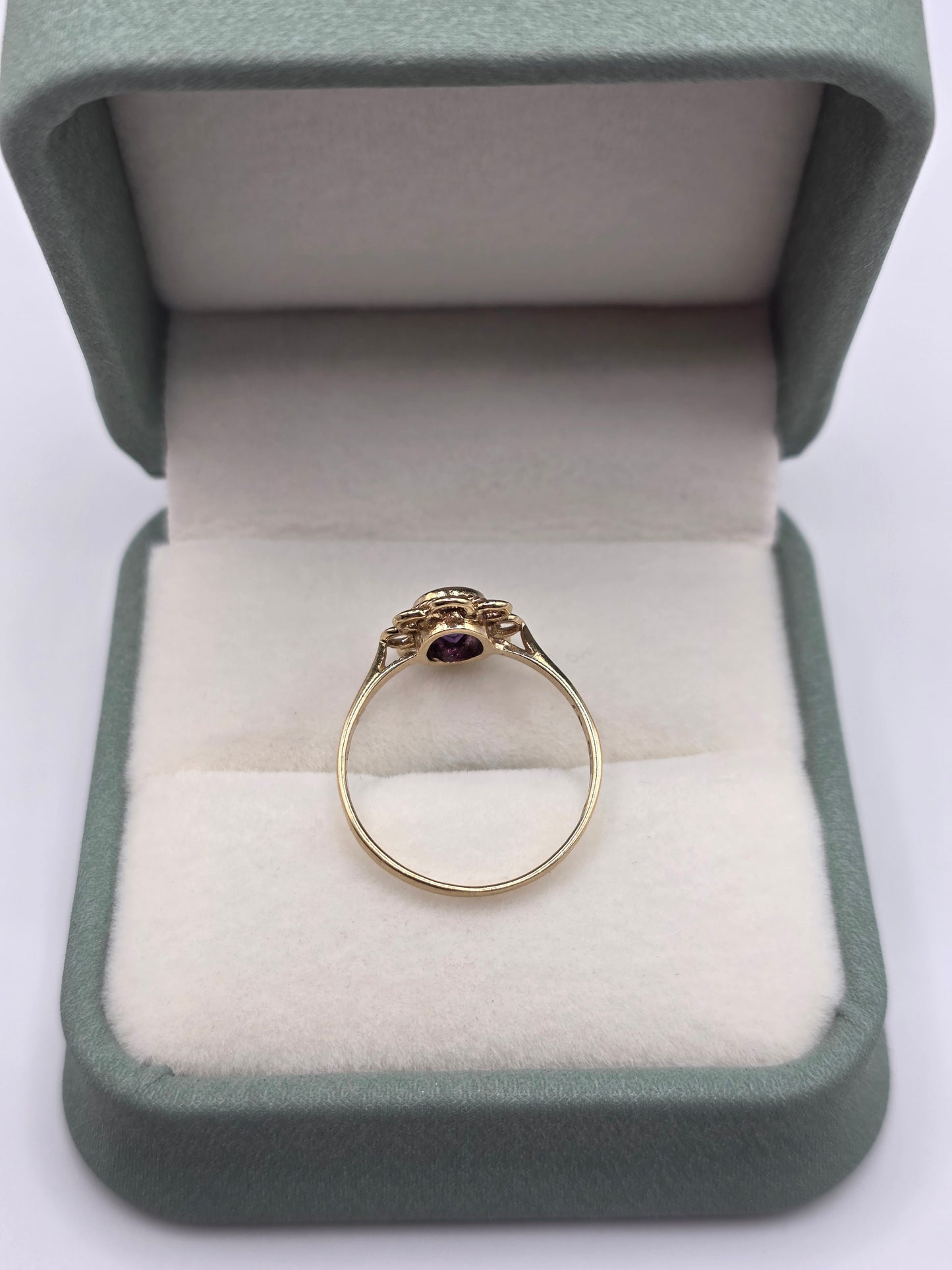 9ct gold amethyst ring