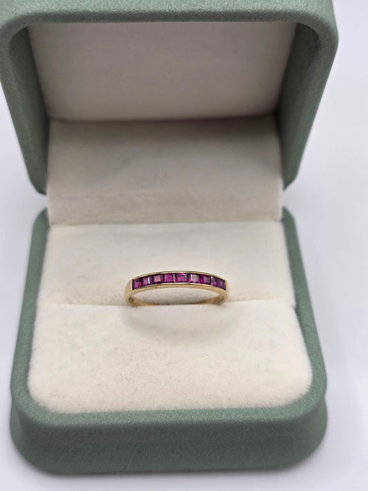 9ct gold ruby ring