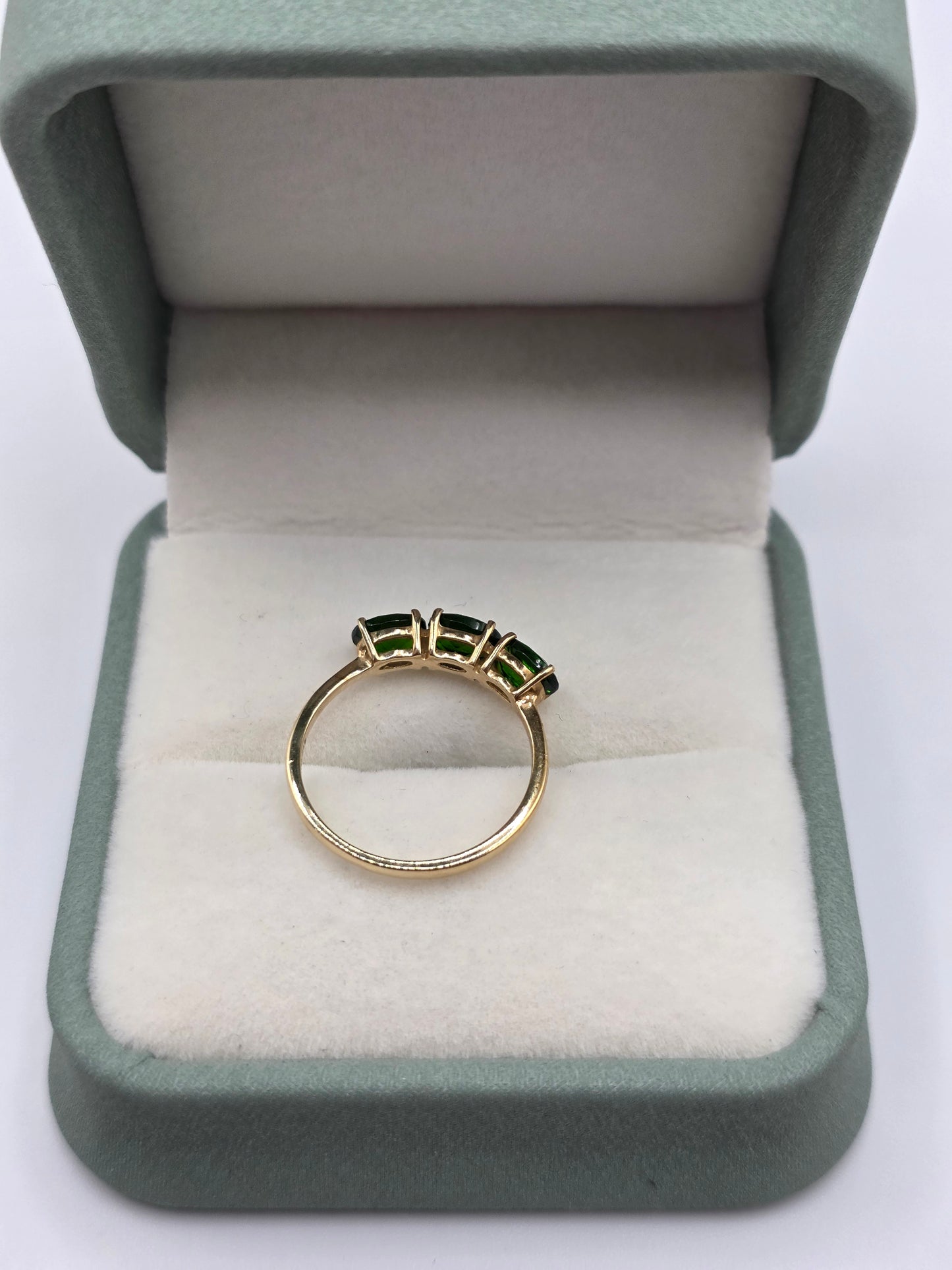 9ct gold diopside ring