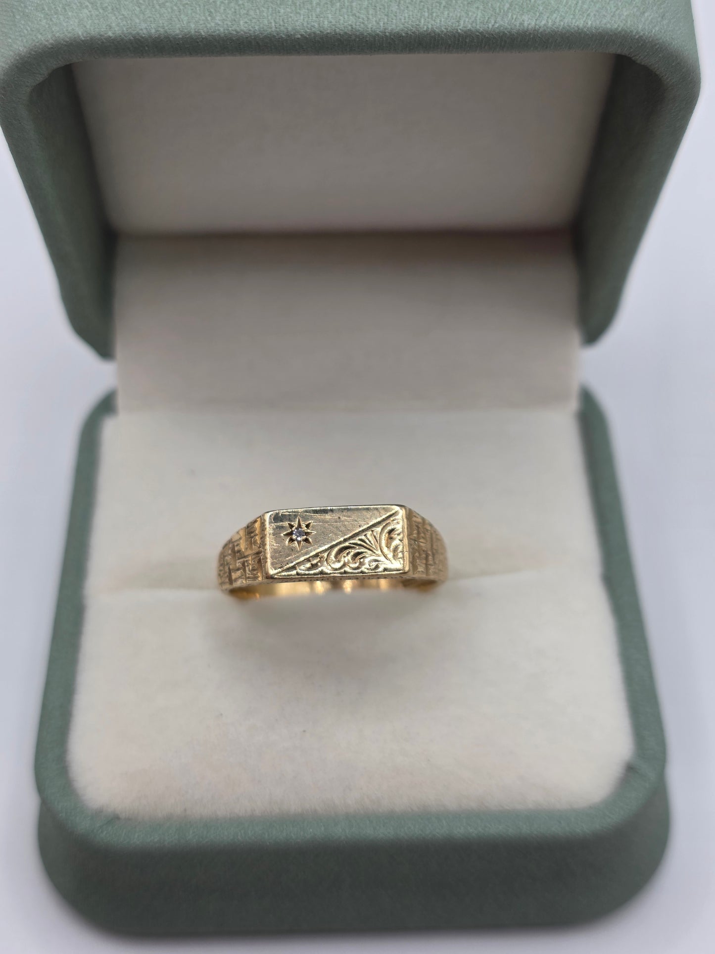 9ct gold diamond signet ring