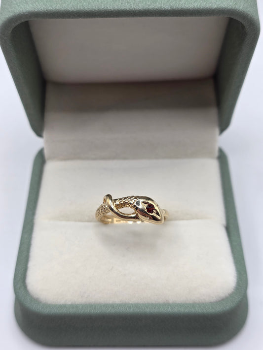 9ct gold garnet snake ring