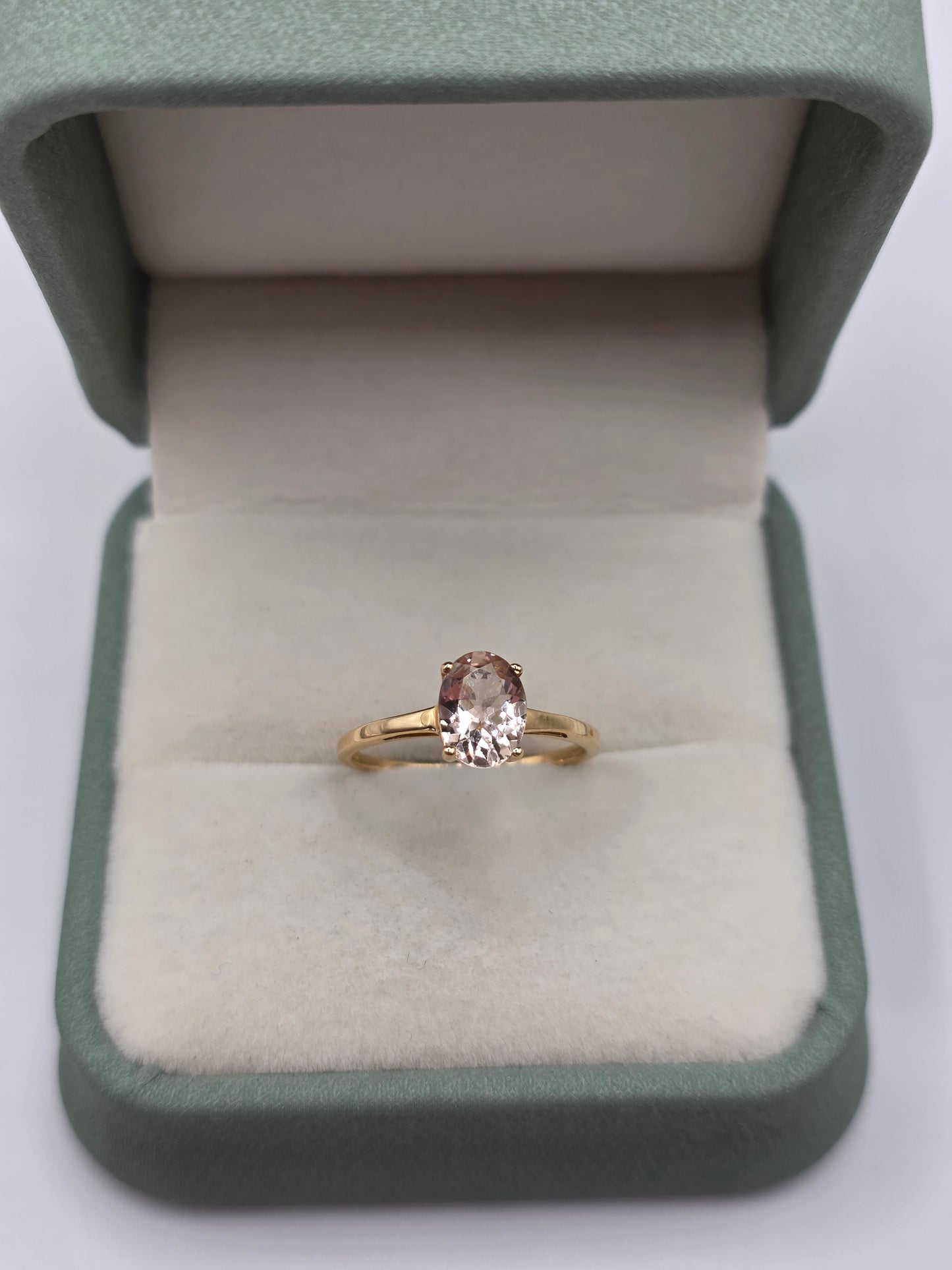 9ct gold morganite ring
