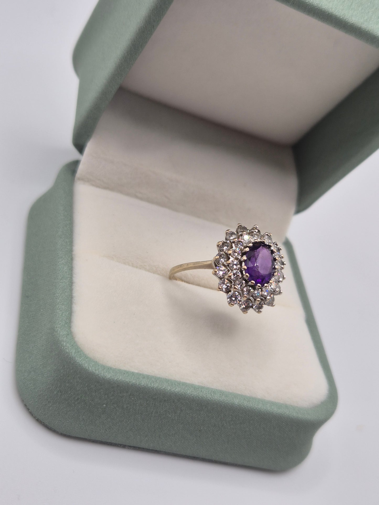 9ct gold amethyst and cz ring