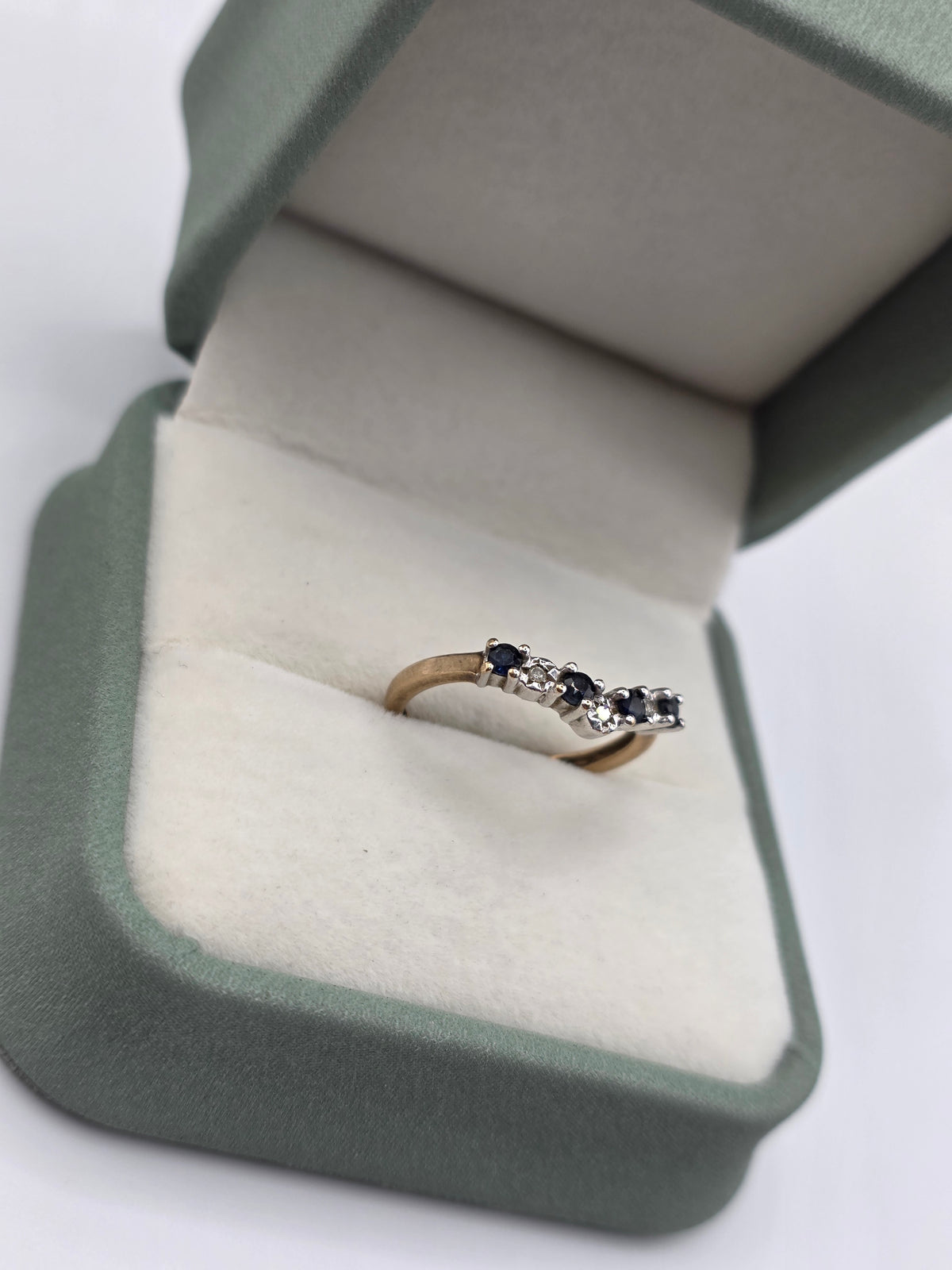 9ct gold sapphire and diamond wishbone ring