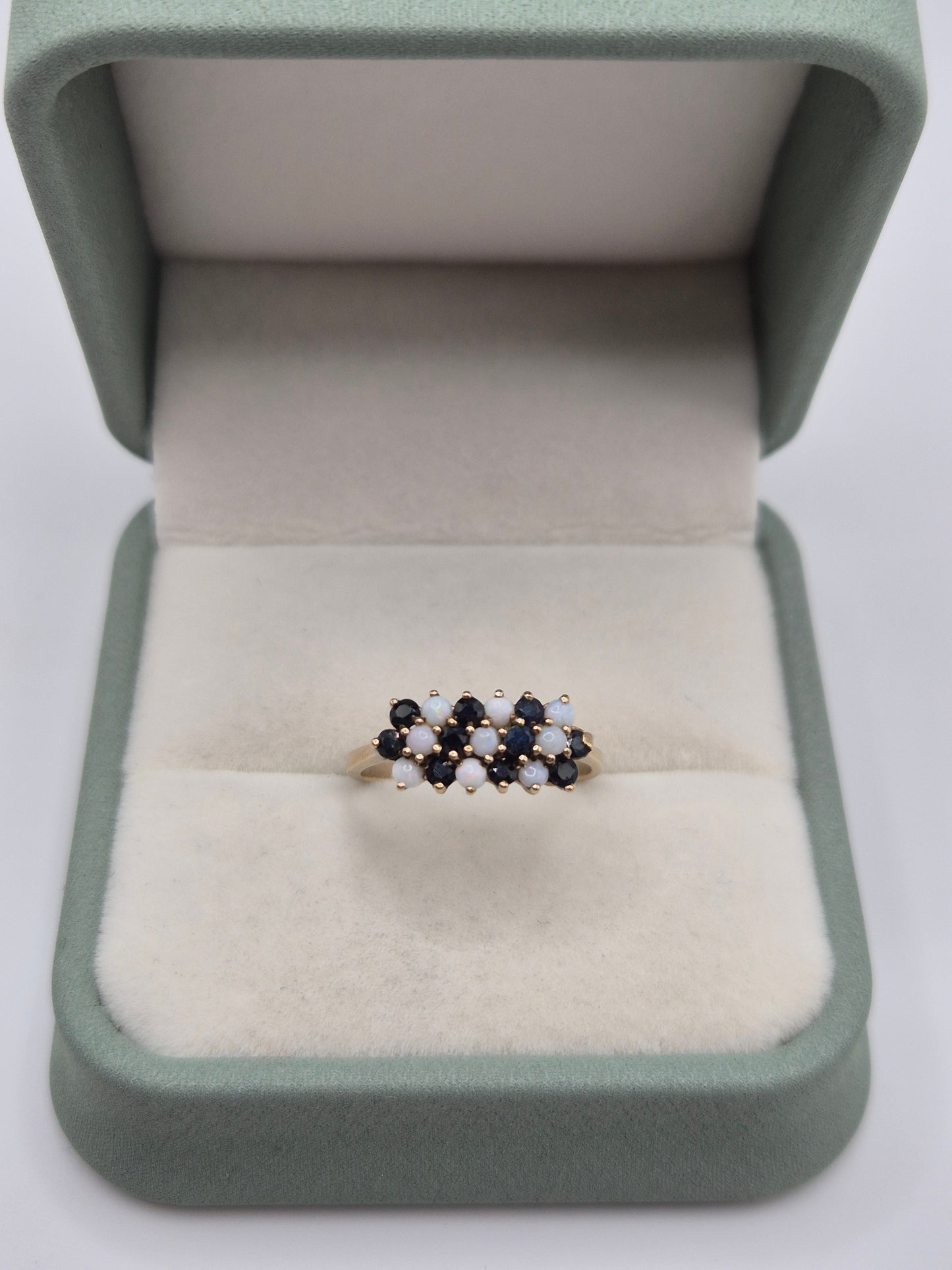 9ct gold sapphire and opal ring