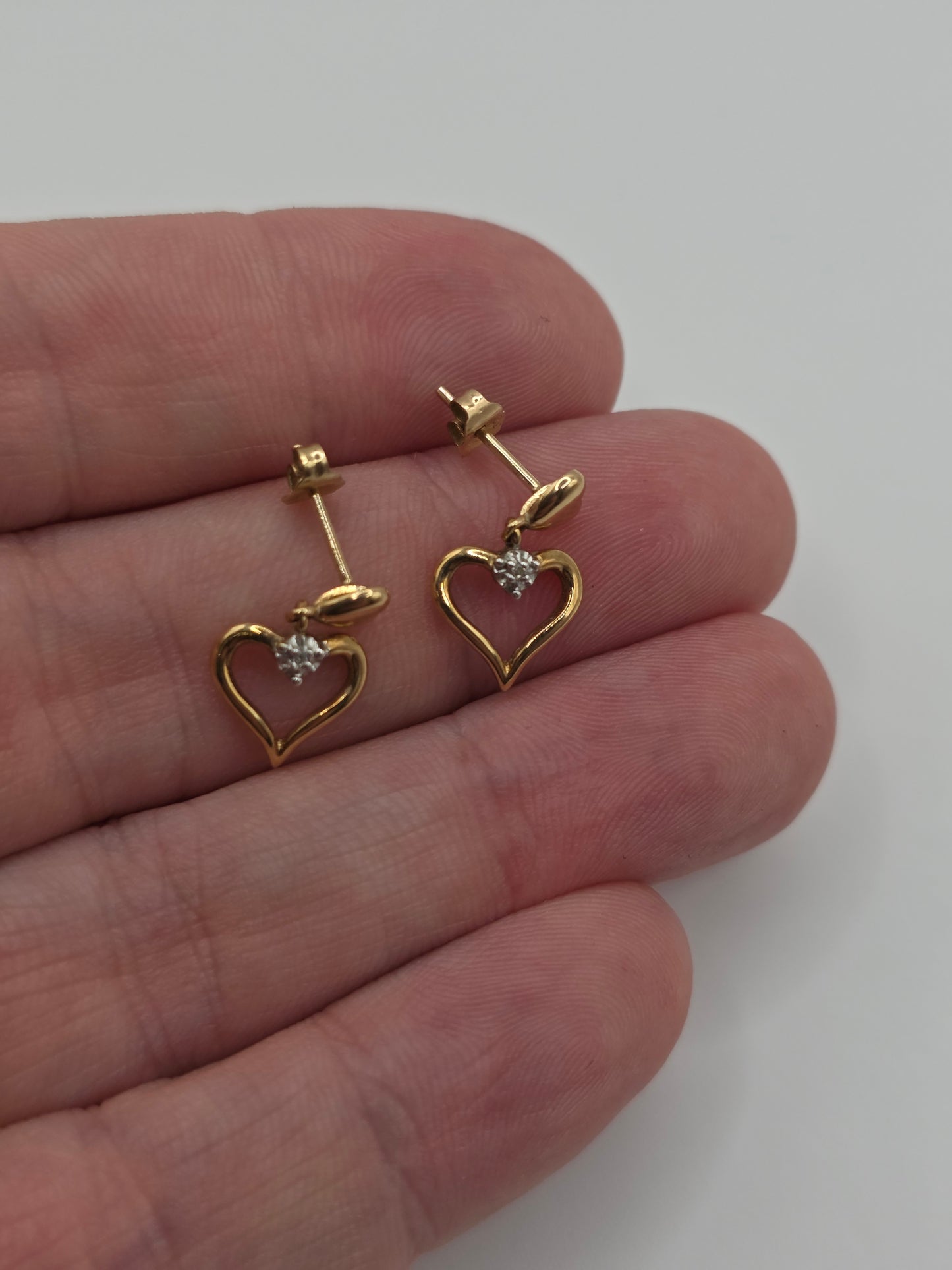 9ct gold diamond heart earrings