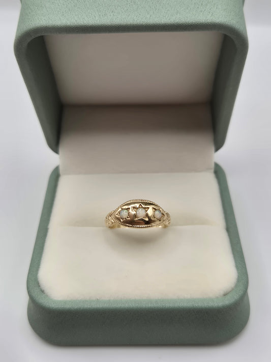 9ct gold opal gypsy ring