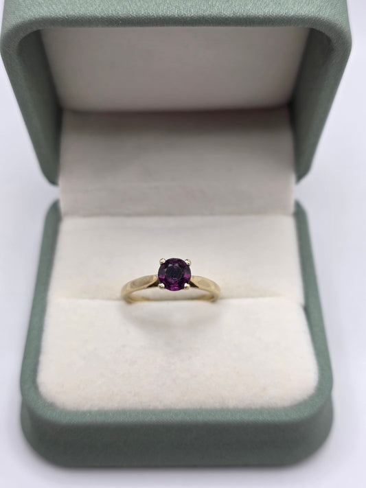 9ct gold amethyst ring