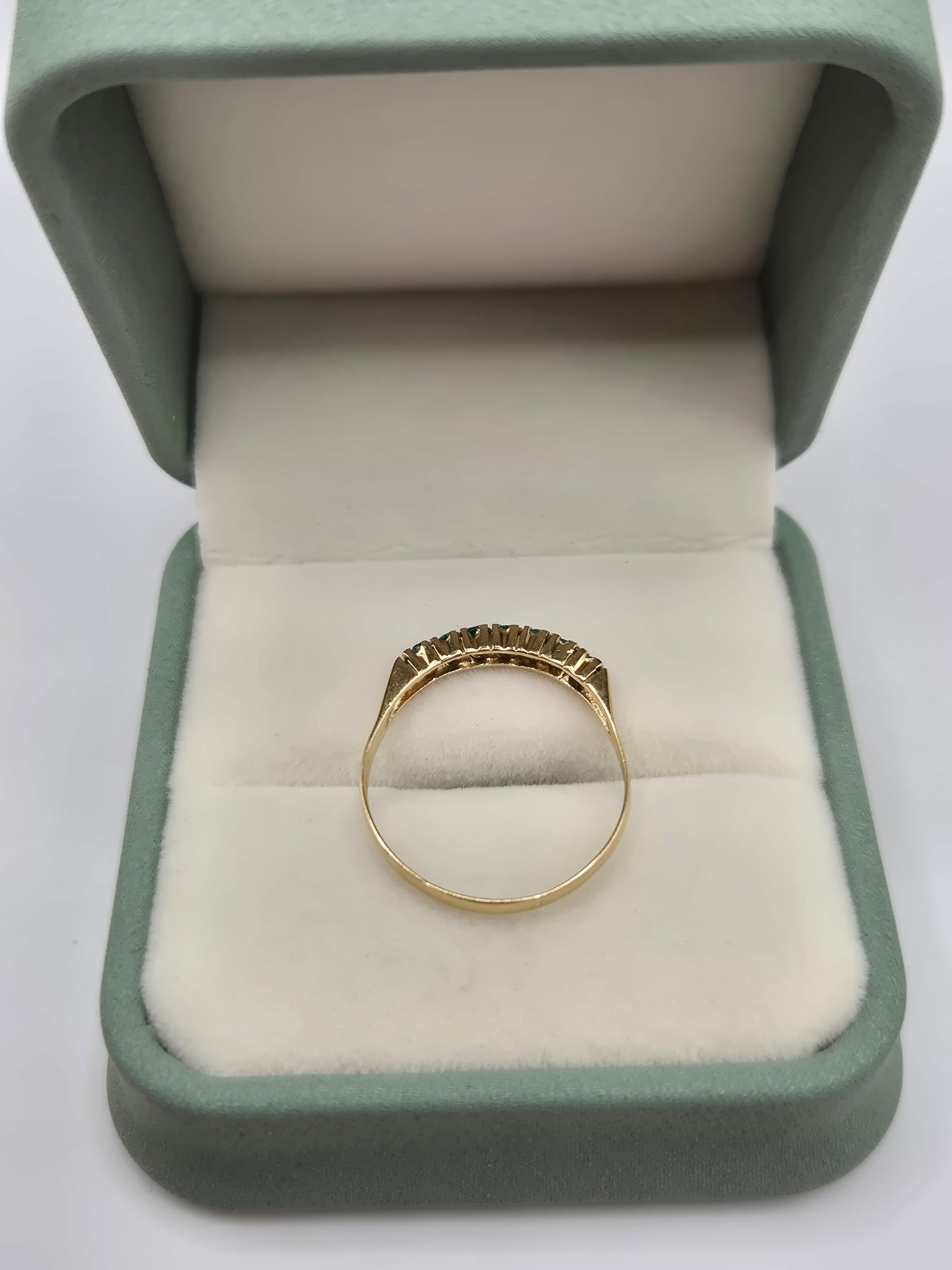 9ct gold emerald ring