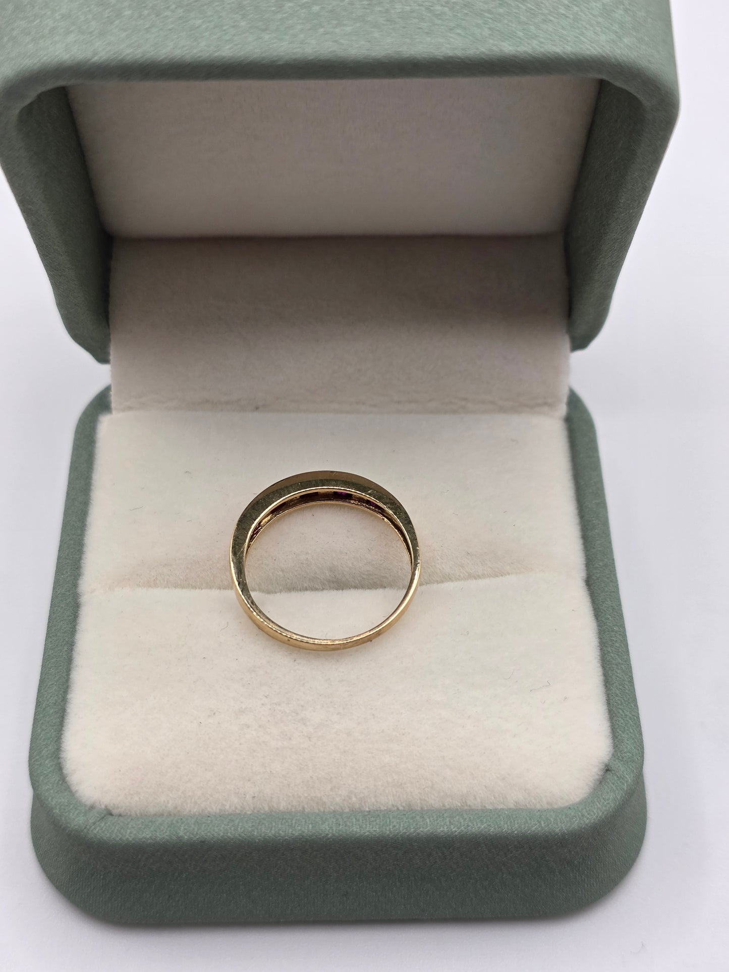 9ct gold ruby and diamond ring